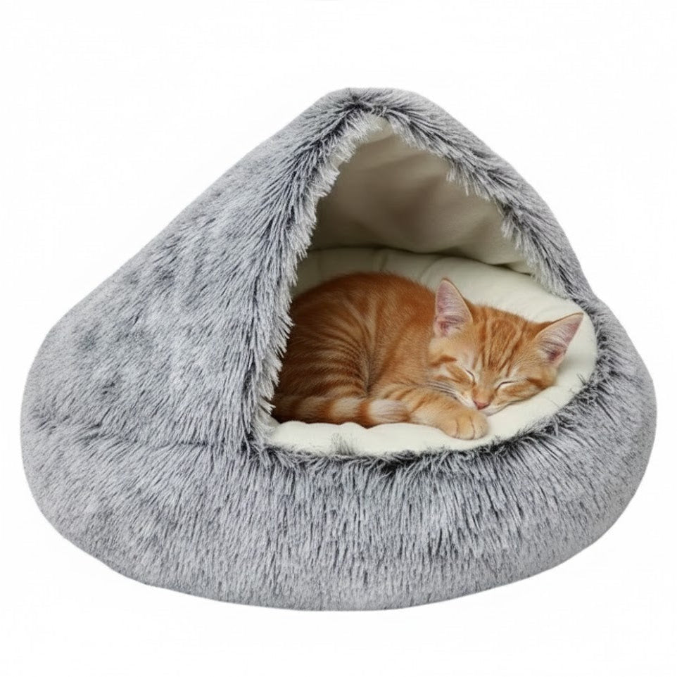 Niche doudou gris avec un chat roux